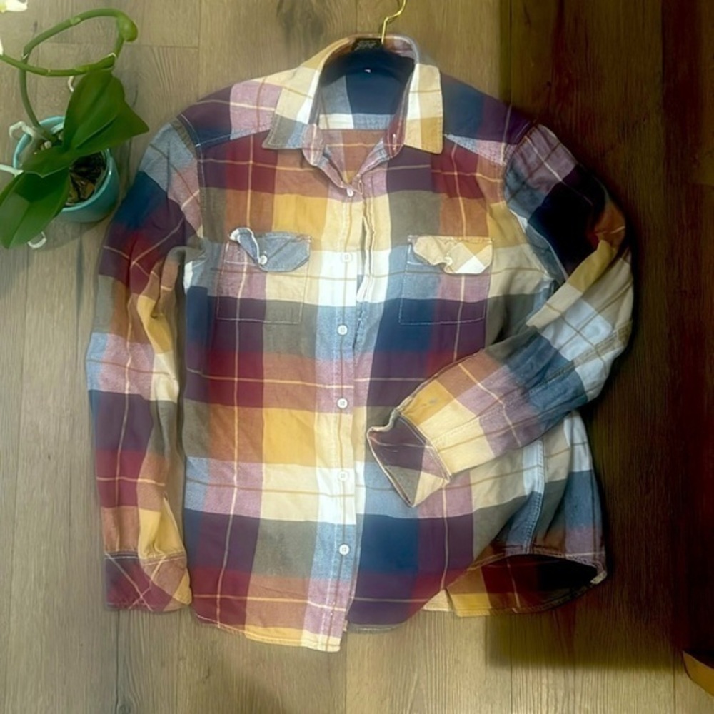 Tony Hawk Flannel ! Size medium  !